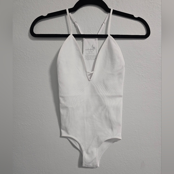 NWOT Free People Intimately Move Along Bodysuit White Top Size XS/S or M/L - Picture 2 of 5
